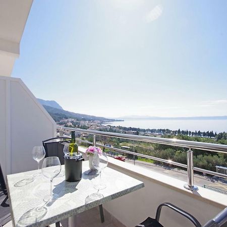 Apartmani Tomas Tučepi Exteriör bild