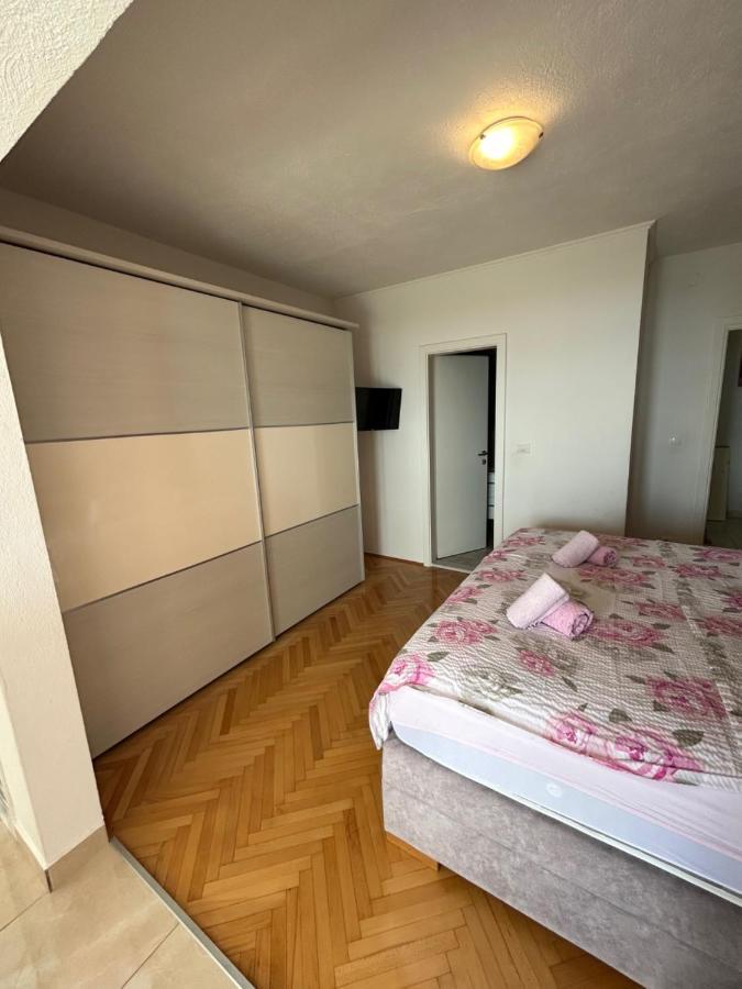 Apartmani Tomas Tučepi Exteriör bild