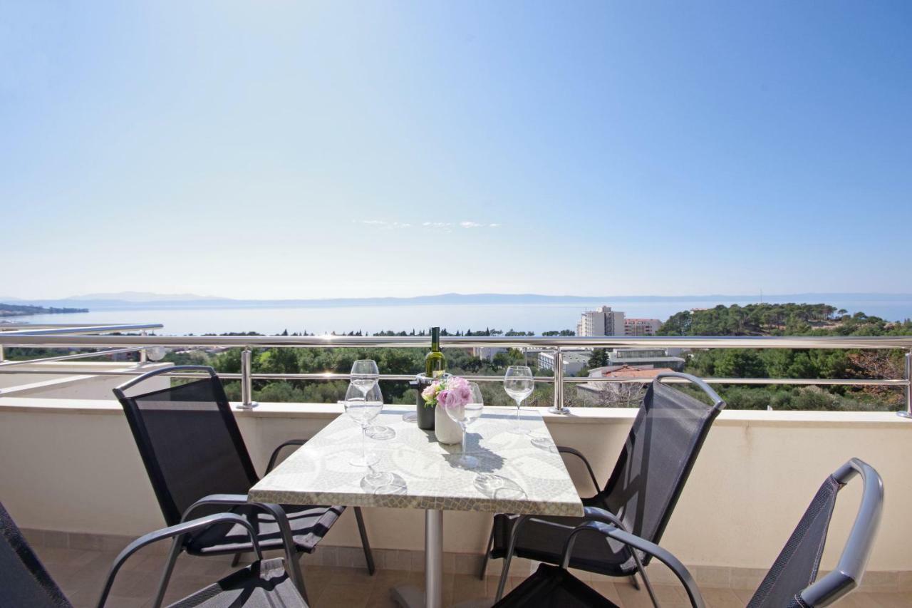 Apartmani Tomas Tučepi Exteriör bild