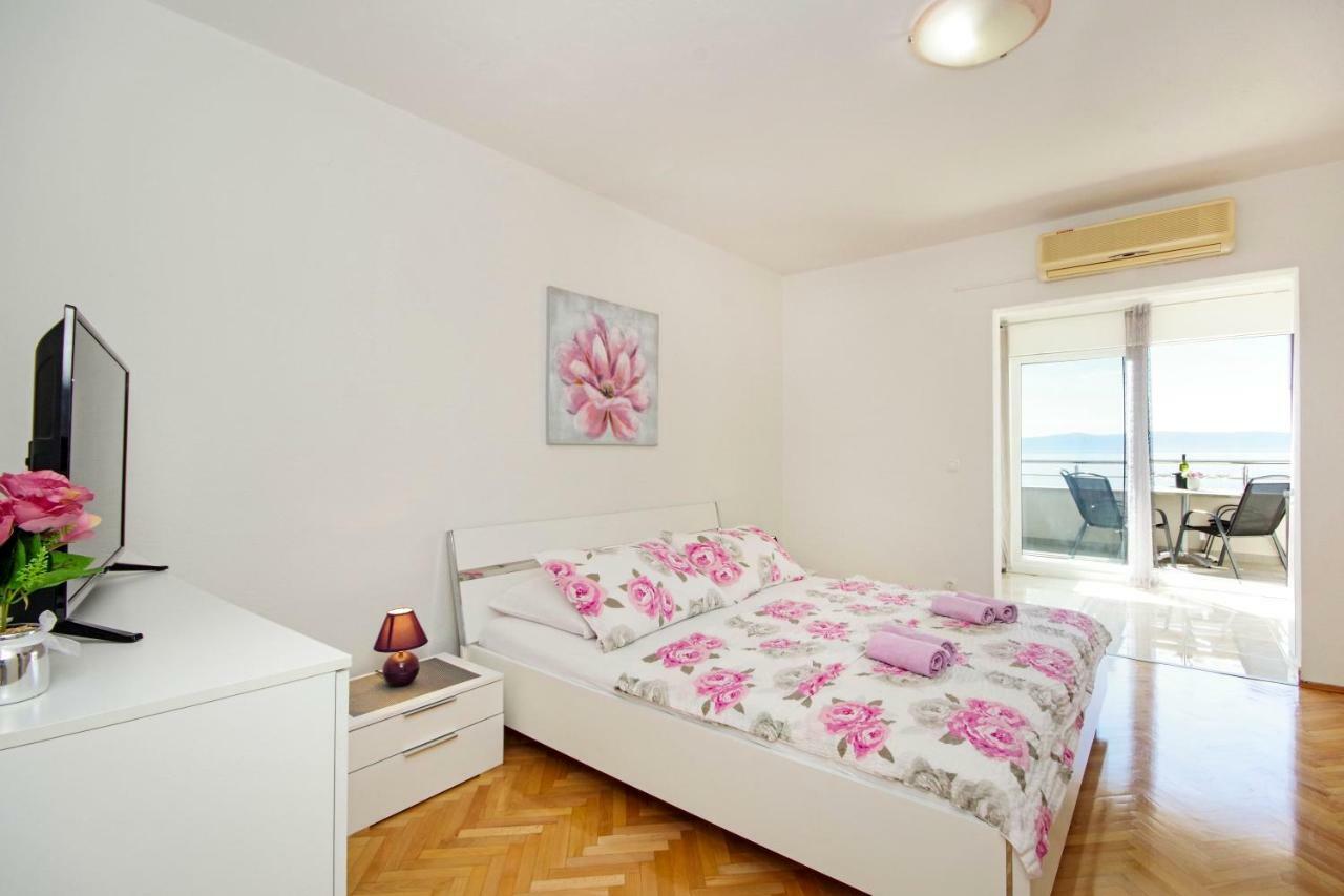 Apartmani Tomas Tučepi Exteriör bild