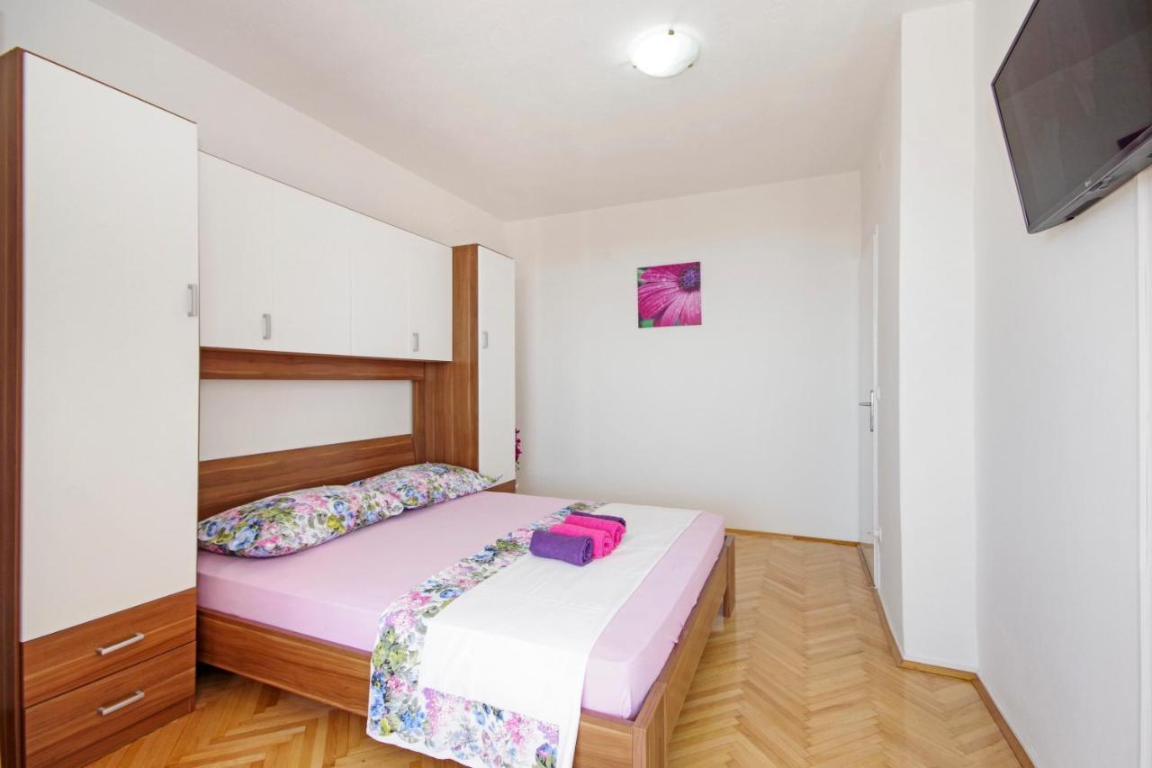 Apartmani Tomas Tučepi Exteriör bild